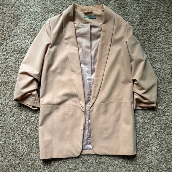 ASOS Blush Blazer with Cinched 3/4 Sleeves – Women’s Size 6 - Picture 2 of 11